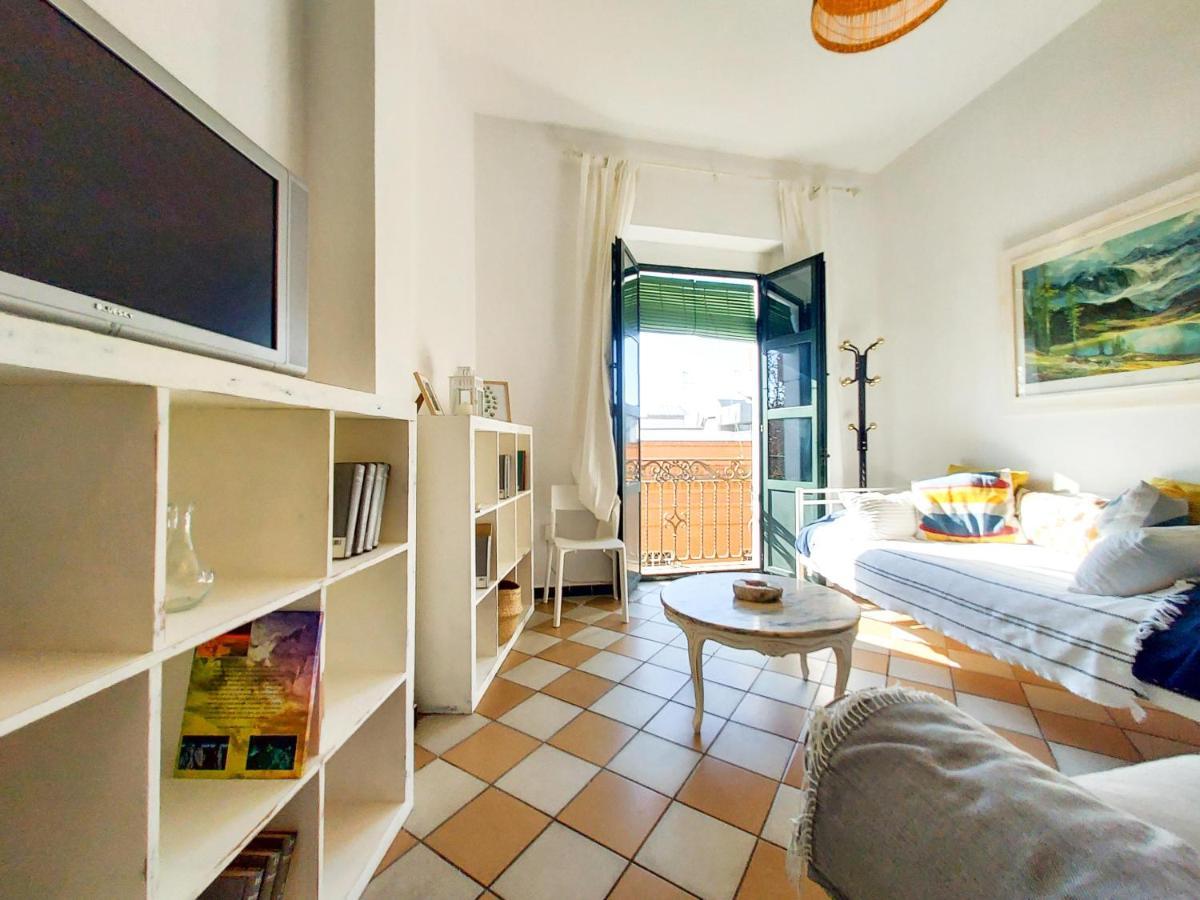 Apartamento Alameda Calatrava Севілья Екстер'єр фото